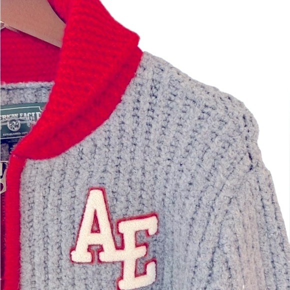 American Eagle Y2K Vintage Varsity full zip cardigan Sweater, grey and red,sz M - Picture 3 of 10